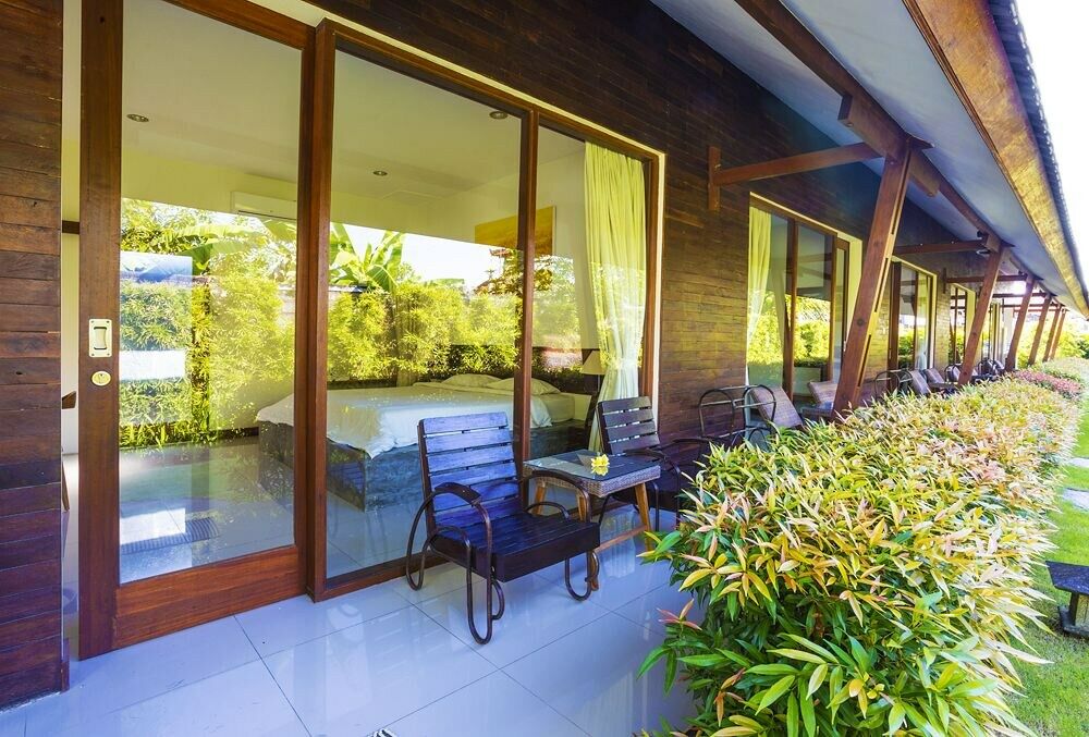 Big Brother Surf Inn Canggu Εξωτερικό φωτογραφία
